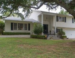  E 58th Pl, Tulsa OK