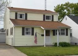 Pre-foreclosure in  E WATCH AVE Springfield, IL 62702