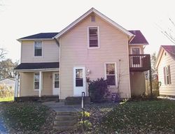  W 16th St, Davenport IA