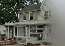 Pre-foreclosure in  DELAFIELD PL Staten Island, NY 10310