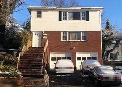 Pre-foreclosure in  EVELYN CT Maplewood, NJ 07040