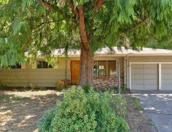 Pre-foreclosure in  SE KATHRYN CT Portland, OR 97222
