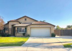 Pre-foreclosure in  IRON MOUNTAIN CT Bakersfield, CA 93311