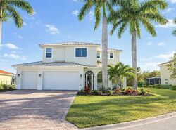 Pre-foreclosure in  STONYHILL CT Cape Coral, FL 33991