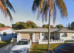 Pre-foreclosure in  NW 57TH ST Fort Lauderdale, FL 33319