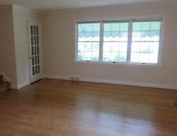 Pre-foreclosure Listing in EDGEWOOD RD TOWSON, MD 21286