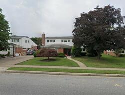 Pre-foreclosure in  WILLOW GLEN DR Baltimore, MD 21209