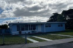  Lauderdale Manor Dr, Fort Lauderdale FL