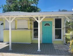 Pre-foreclosure in  11TH ST Englewood, FL 34224