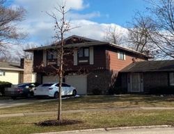 Pre-foreclosure Listing in MILLFORD LN BLOOMINGDALE, IL 60108