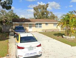 Pre-foreclosure in  80TH TER N Pinellas Park, FL 33781