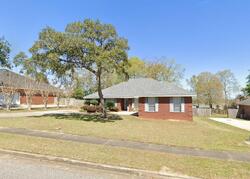 Pre-foreclosure in  BRIDGEMILL DR Mobile, AL 36619
