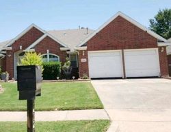 Pre-foreclosure Listing in RICHMOND CIR MANSFIELD, TX 76063