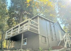 Pre-foreclosure in  REDWOOD WAY Crestline, CA 92325
