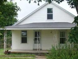 Pre-foreclosure Listing in CLIFTON RD LAWRENCEBURG, TN 38464