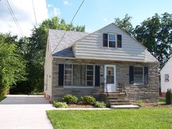  Corkhill Rd, Maple Heights OH