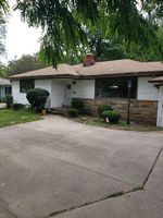 Pre-foreclosure in  HAUSERMAN RD Cleveland, OH 44130