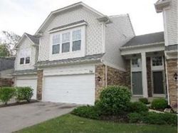 Pre-foreclosure Listing in POINTE DR CRYSTAL LAKE, IL 60014