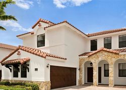 Pre-foreclosure in  NW 10TH ST Miami, FL 33172