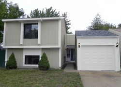  Wood Ct, Warrenville IL