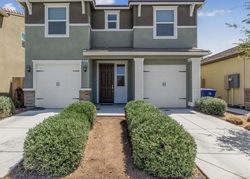 Pre-foreclosure Listing in DESCANSO AVE CLOVIS, CA 93619