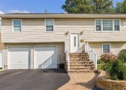  Lee Pl, Bellmore NY