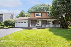  Westwind Dr, Naperville IL
