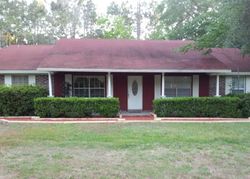 Pre-foreclosure in  FOXMEADOW TRL Middleburg, FL 32068