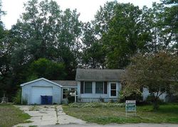 Pre-foreclosure in  KENDALWOOD CT NE Grand Rapids, MI 49505