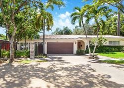 Pre-foreclosure in  SHORE DR W Miami, FL 33133
