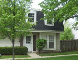  Fernwood Dr, Bolingbrook IL