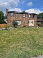 Mikelin Dr, Torrington CT
