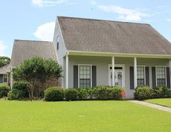 Pre-foreclosure Listing in MONTRACHET PKWY LAFAYETTE, LA 70503