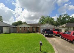 Pre-foreclosure Listing in THISTLE DR DICKINSON, TX 77539