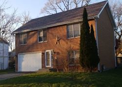 Pre-foreclosure in  W PLEASANT VIEW AVE Wauconda, IL 60084