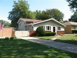 Pre-foreclosure in  LINDEN AVE Munster, IN 46321
