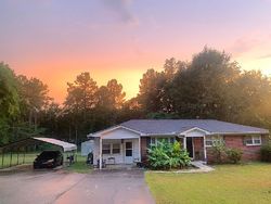 Pre-foreclosure in  SHILOH RD Seneca, SC 29678