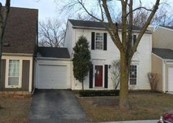 Pre-foreclosure Listing in BIRCHWOOD DR WARRENVILLE, IL 60555