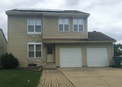 Pre-foreclosure Listing in WOOD CT WARRENVILLE, IL 60555