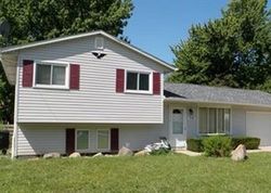 Pre-foreclosure Listing in GRANTWOOD AVE SHEFFIELD LAKE, OH 44054
