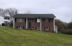  Midland Cir, Mount Joy PA
