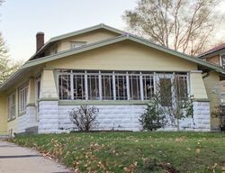 Pre-foreclosure in  PARK AVE Pekin, IL 61554
