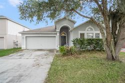 Pre-foreclosure in  FAIRFIELD DR Sanford, FL 32771