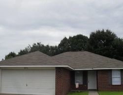 Pre-foreclosure in  TARRYTOWN RD Milton, FL 32583