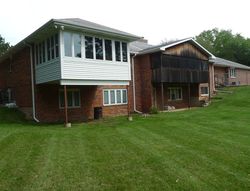 Pre-foreclosure in  CONCORD DR Woodstock, IL 60098