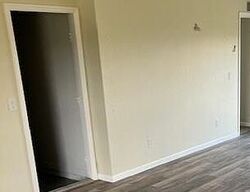 Pre-foreclosure in  LAKE ELOISE POINTE DR Winter Haven, FL 33880