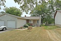 Pre-foreclosure in  WEST AVE Woodstock, IL 60098