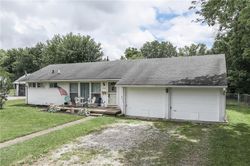 Pre-foreclosure Listing in MERCATOR DR GREENWOOD, IN 46143