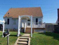 Pre-foreclosure Listing in HOFFMAN AVE HALETHORPE, MD 21227