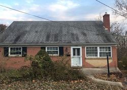 Pre-foreclosure in  TALLBERRY DR Cincinnati, OH 45230